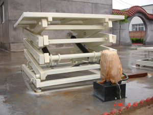 固定式式液(yè)壓升降貨梯